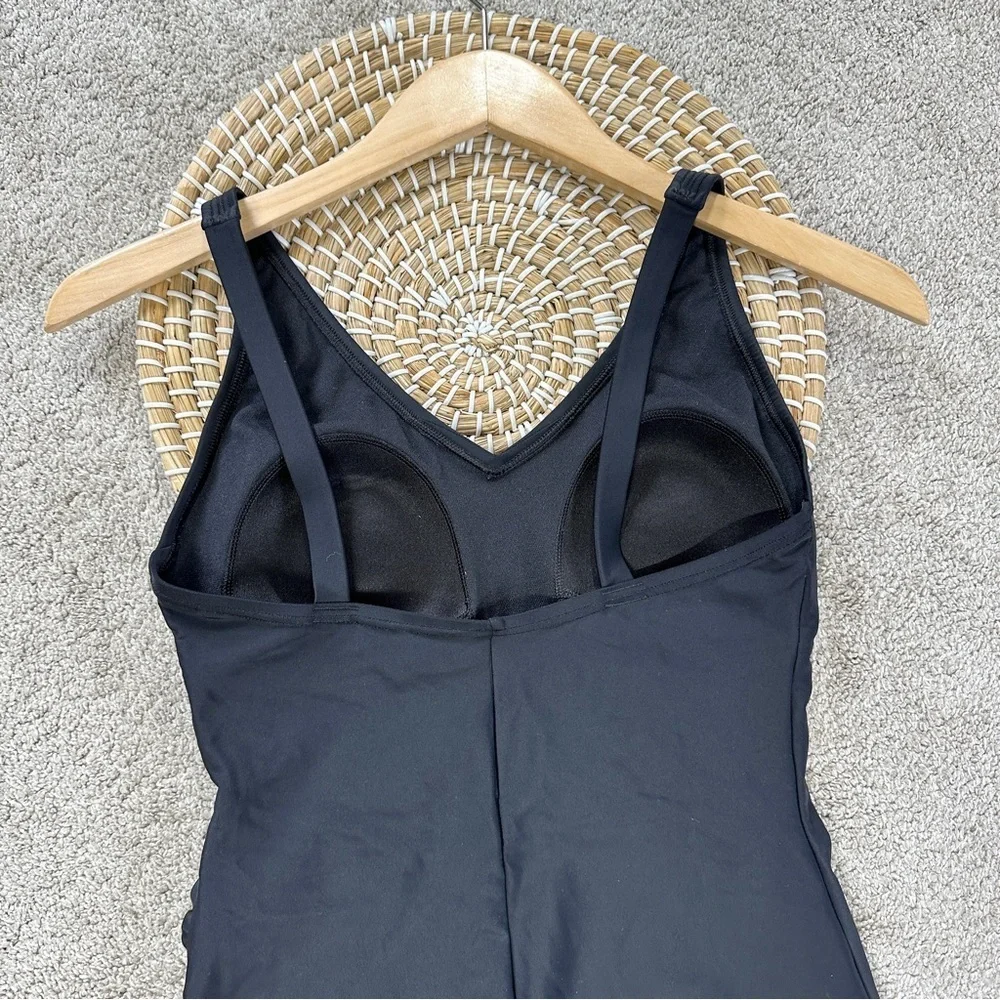Speedo Women’s One-Piece V-Neck Swimsuit Wide Shoulder Straps in Black 10